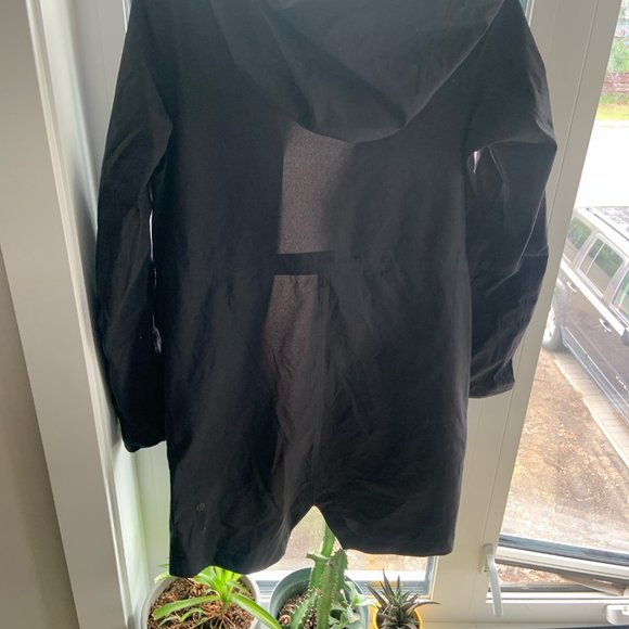Lululemon Spring/Fall Jacket - Picture 7 of 8